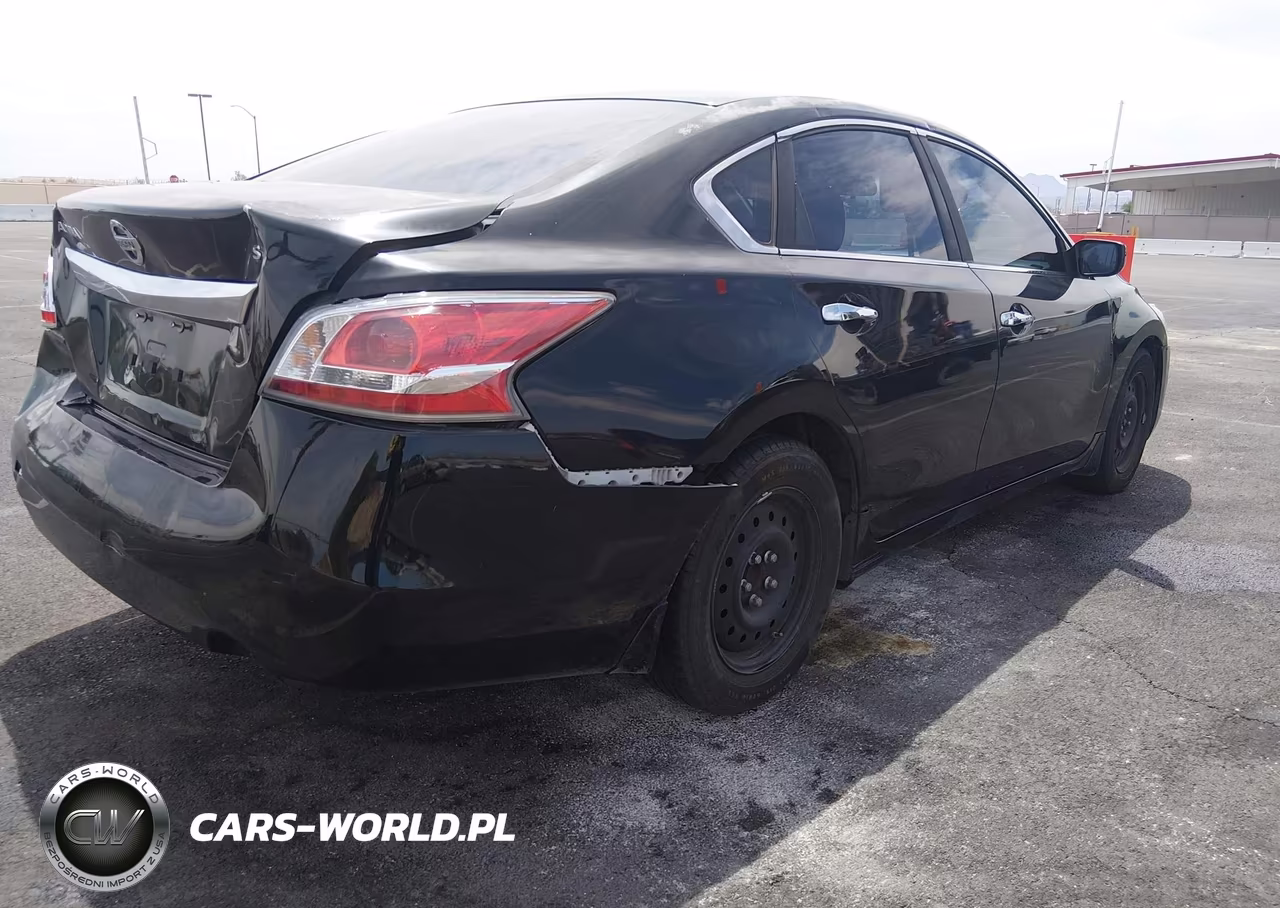 2015 Nissan Altima 2.5 S VIN:1N4AL3AP8FN301934 - 4