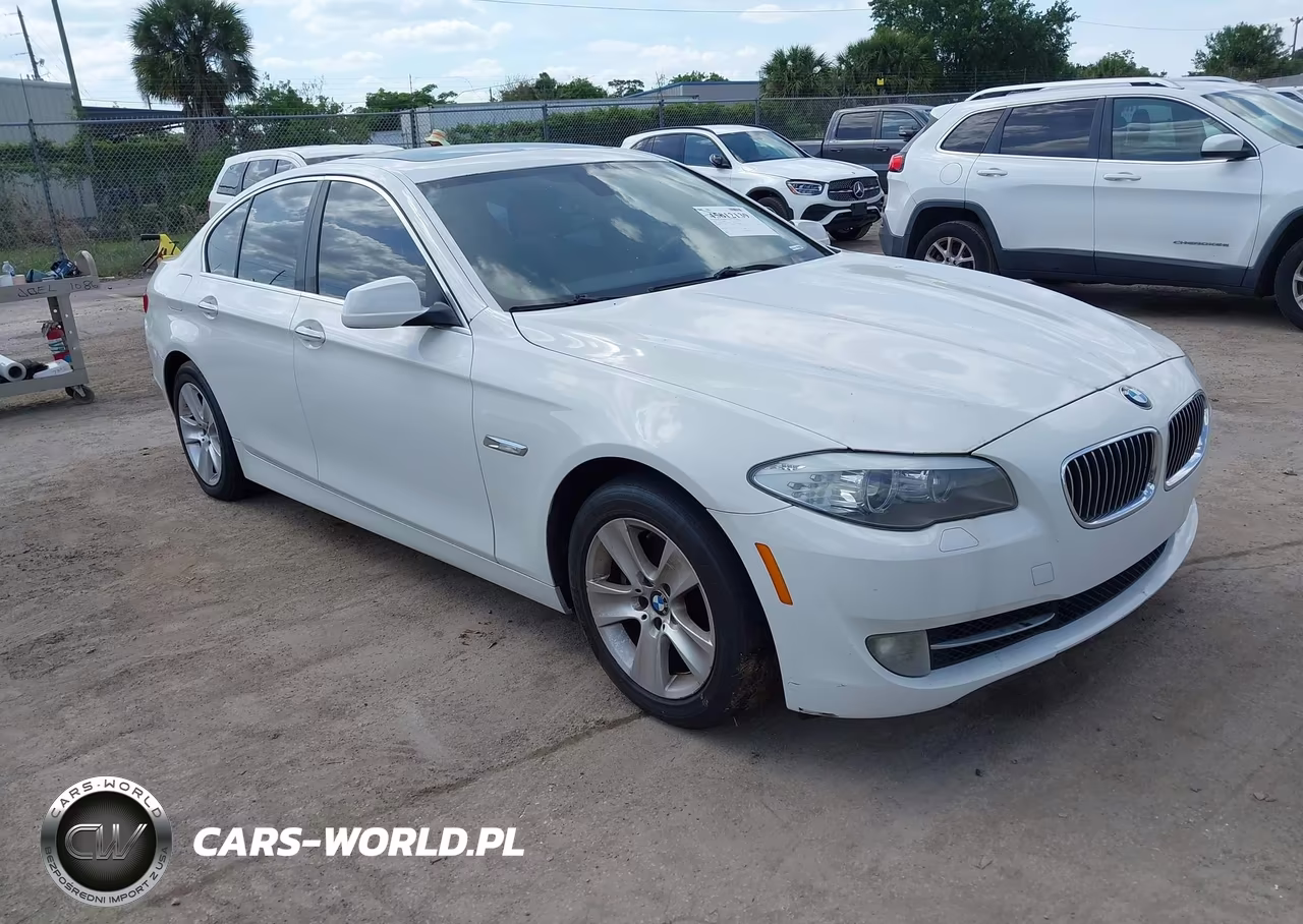 2013 BMW 528I