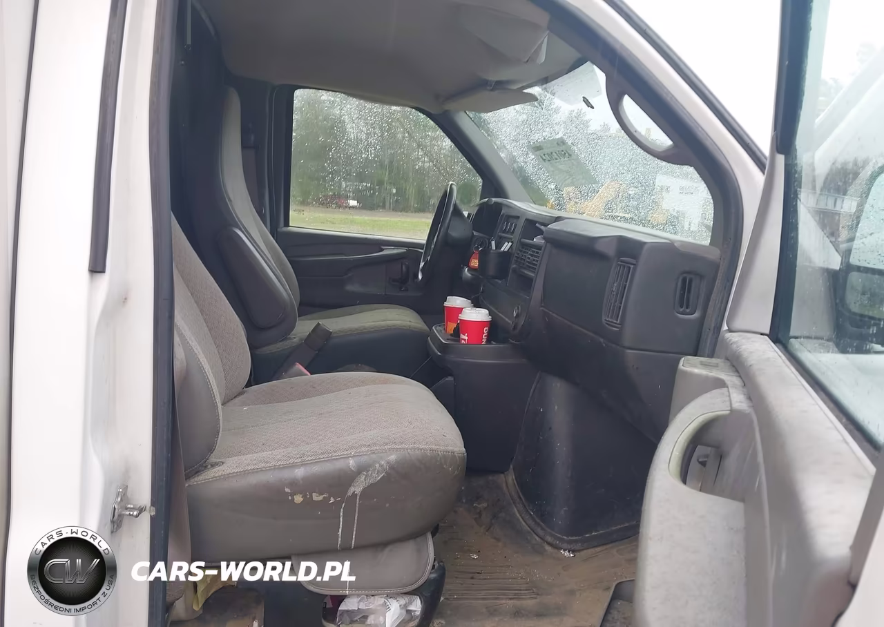 2012 GMC Savana Cutaway Work Van VIN:1GD072BG2C1134665 - 7