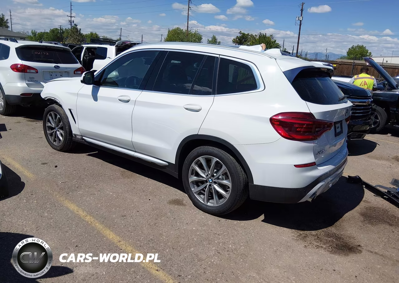 2019 BMW X3 xDrive30I VIN:5UXTR9C52KLR08254 - 3