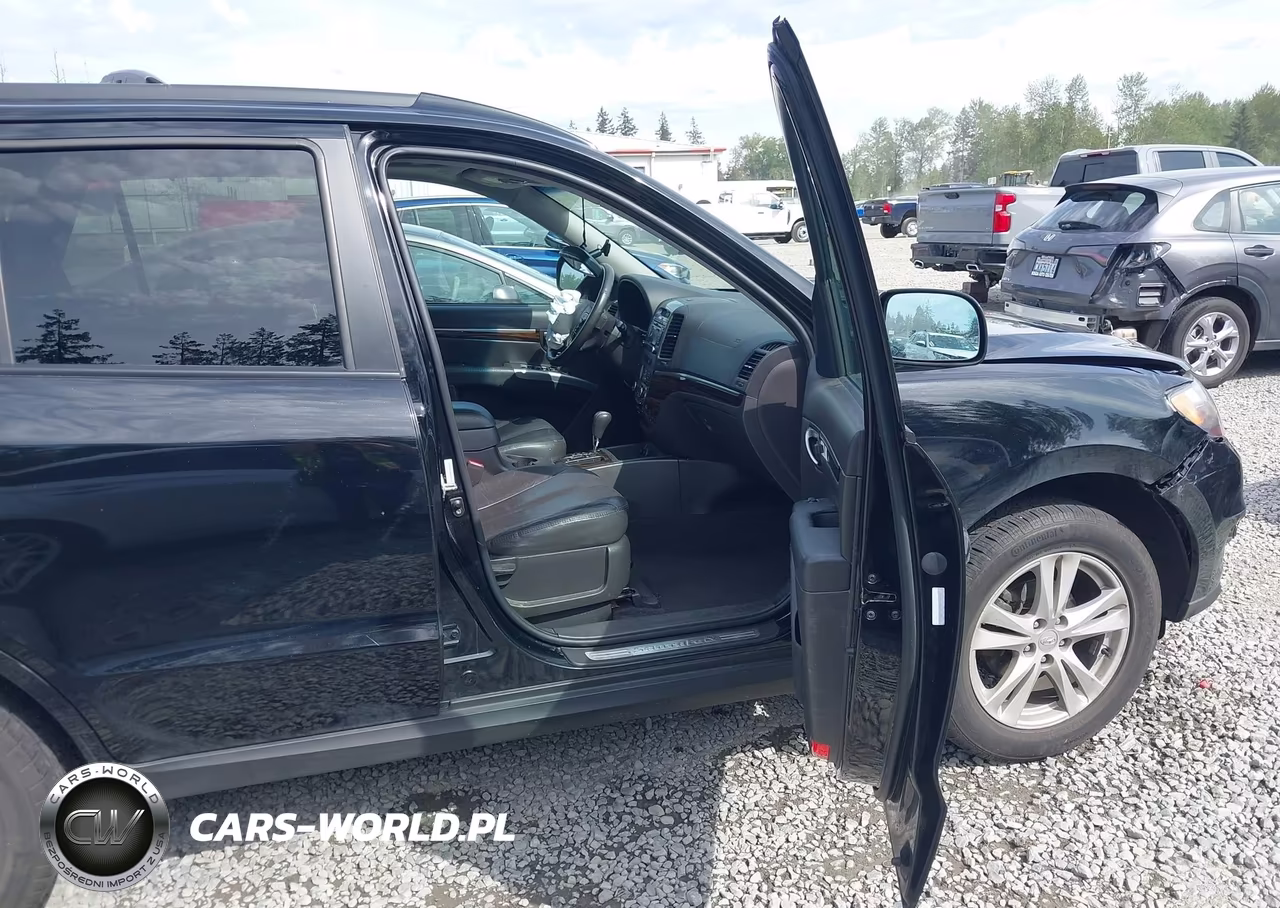 2011 Hyundai Santa Fe Limited V6 VIN:5XYZKDAG2BG007548 - 5