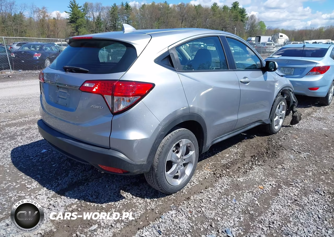 2020 Honda Hr-V Awd Lx VIN:3CZRU6H32LM715600 - 4