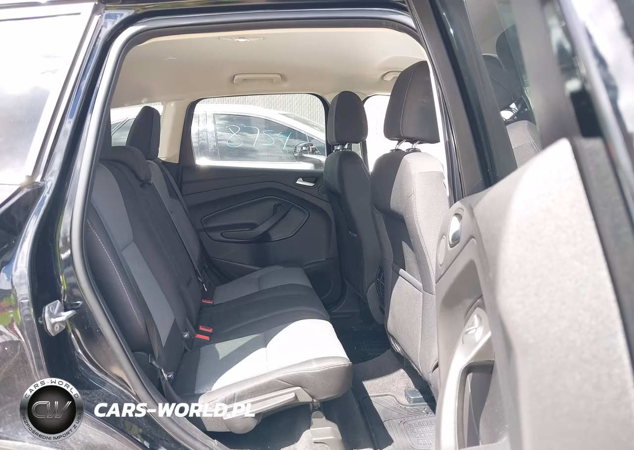2017 Ford Escape Se VIN:1FMCU9G99HUC29447 - 8