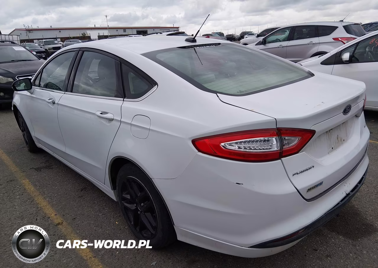2014 Ford Fusion Se VIN:3FA6P0H71ER243143 - 3