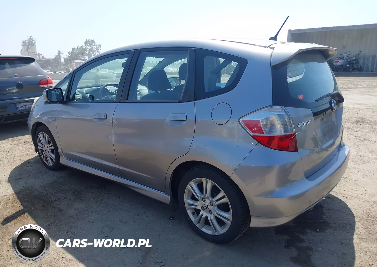 2009 Honda Fit Sport VIN:JHMGE88499S072093 - 3