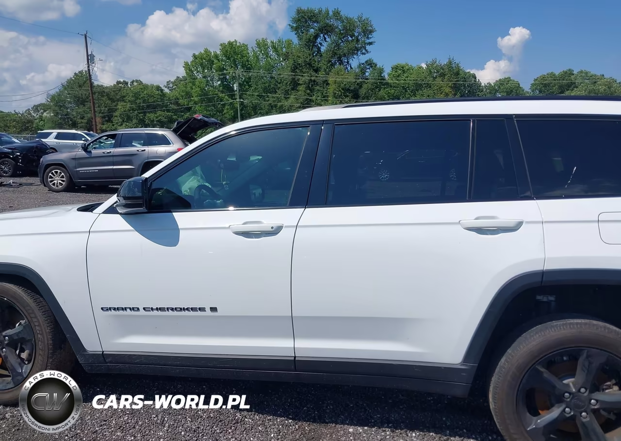 2024 Jeep Grand Cherokee L Altitude X 4X2 VIN:1C4RJJAG7R8546699 - 13
