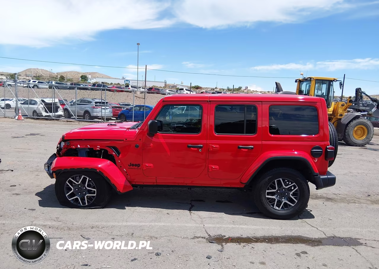 2025 Jeep Wrangler 4-Door Sahara 4X4 VIN:1C4PJXEN3SW598271 - 14