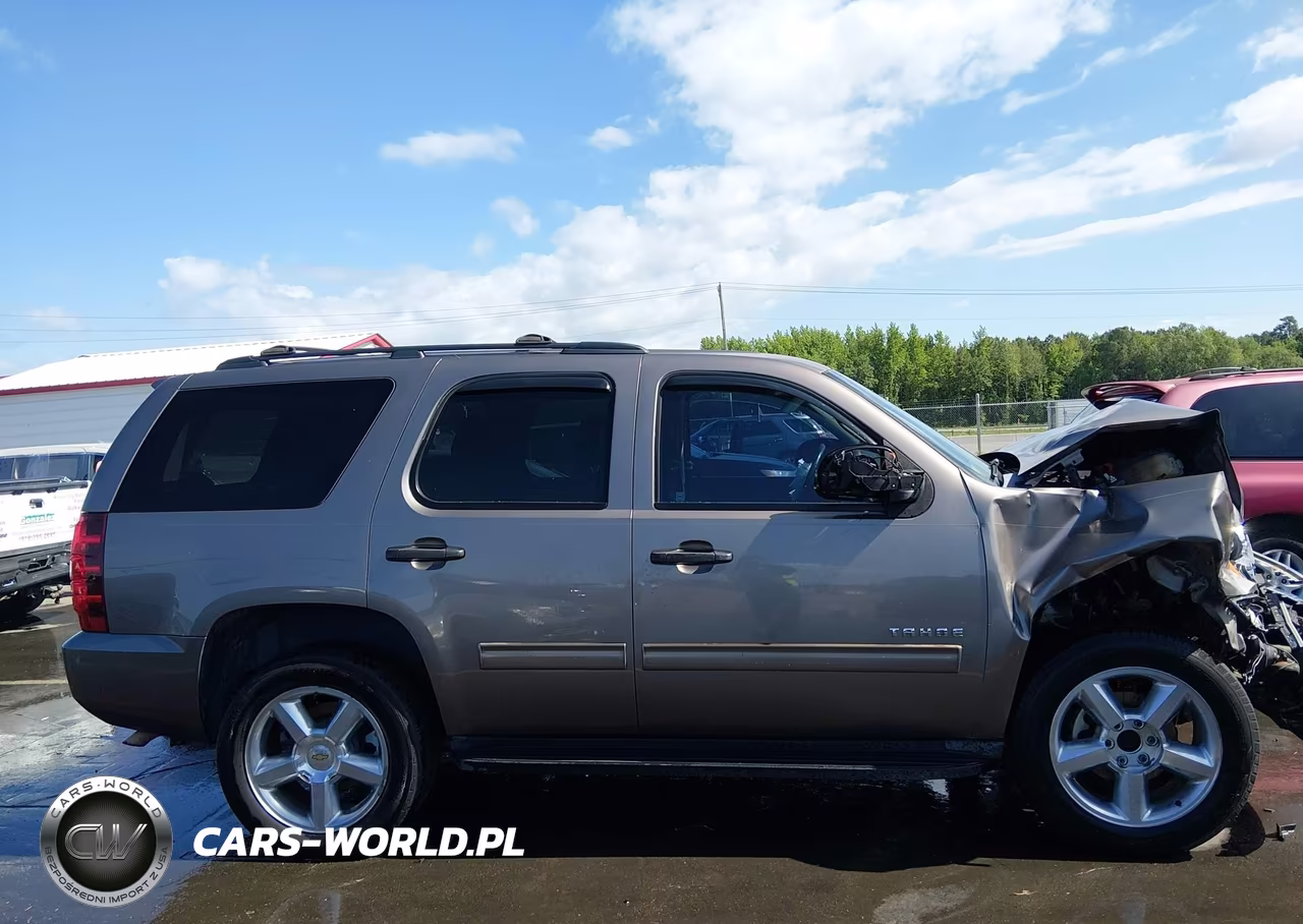 2011 Chevrolet Tahoe Ls VIN:1GNSCAE0XBR381344 - 14