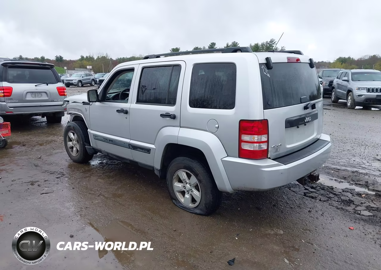 2009 Jeep Liberty Sport VIN:1J8GN28K59W541095 - 3