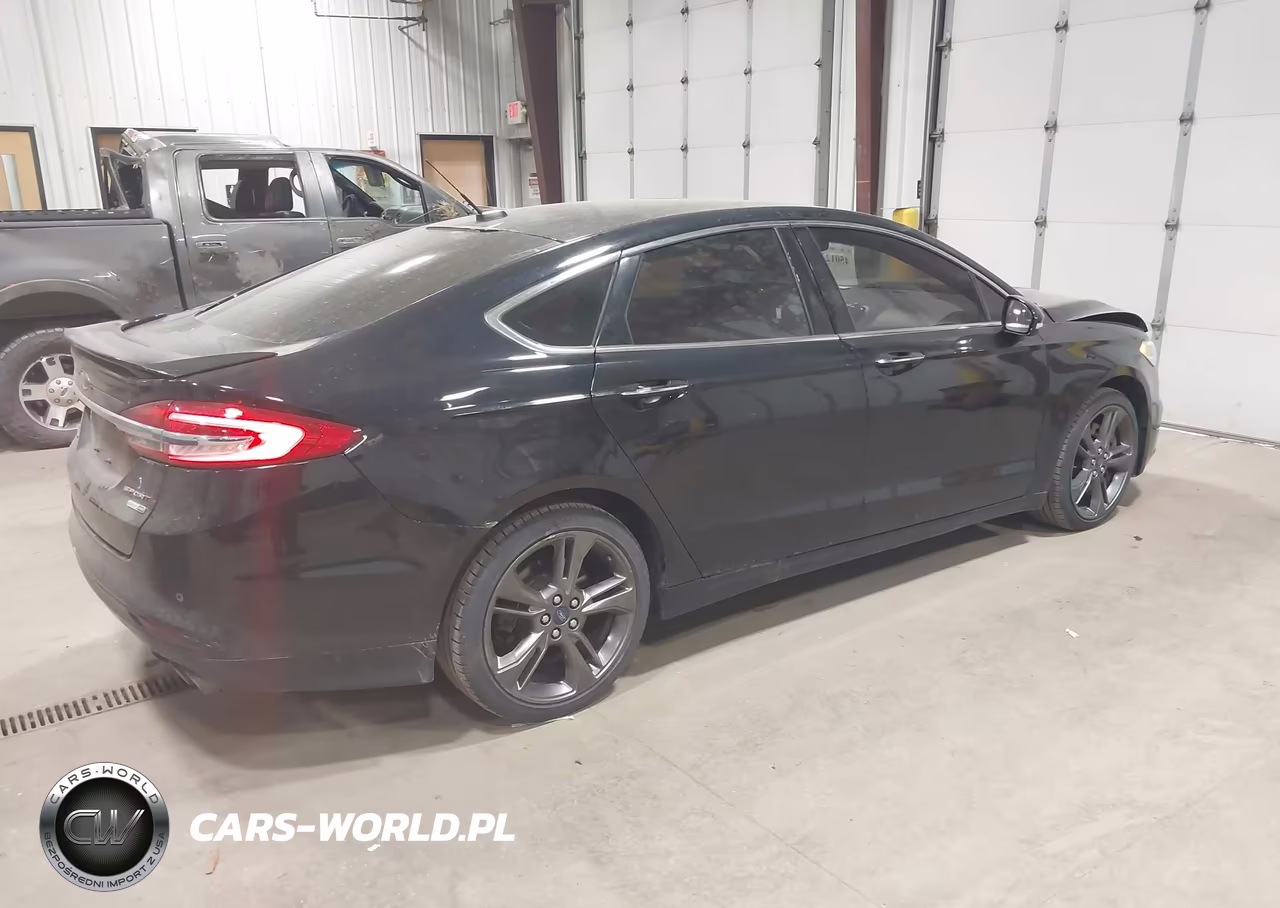 2017 Ford Fusion Sport VIN:3FA6P0VP5HR171131 - 4