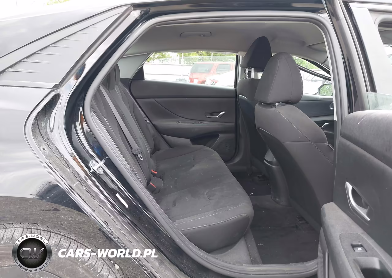 2023 Hyundai Elantra Sel VIN:KMHLM4AGXPU465209 - 8
