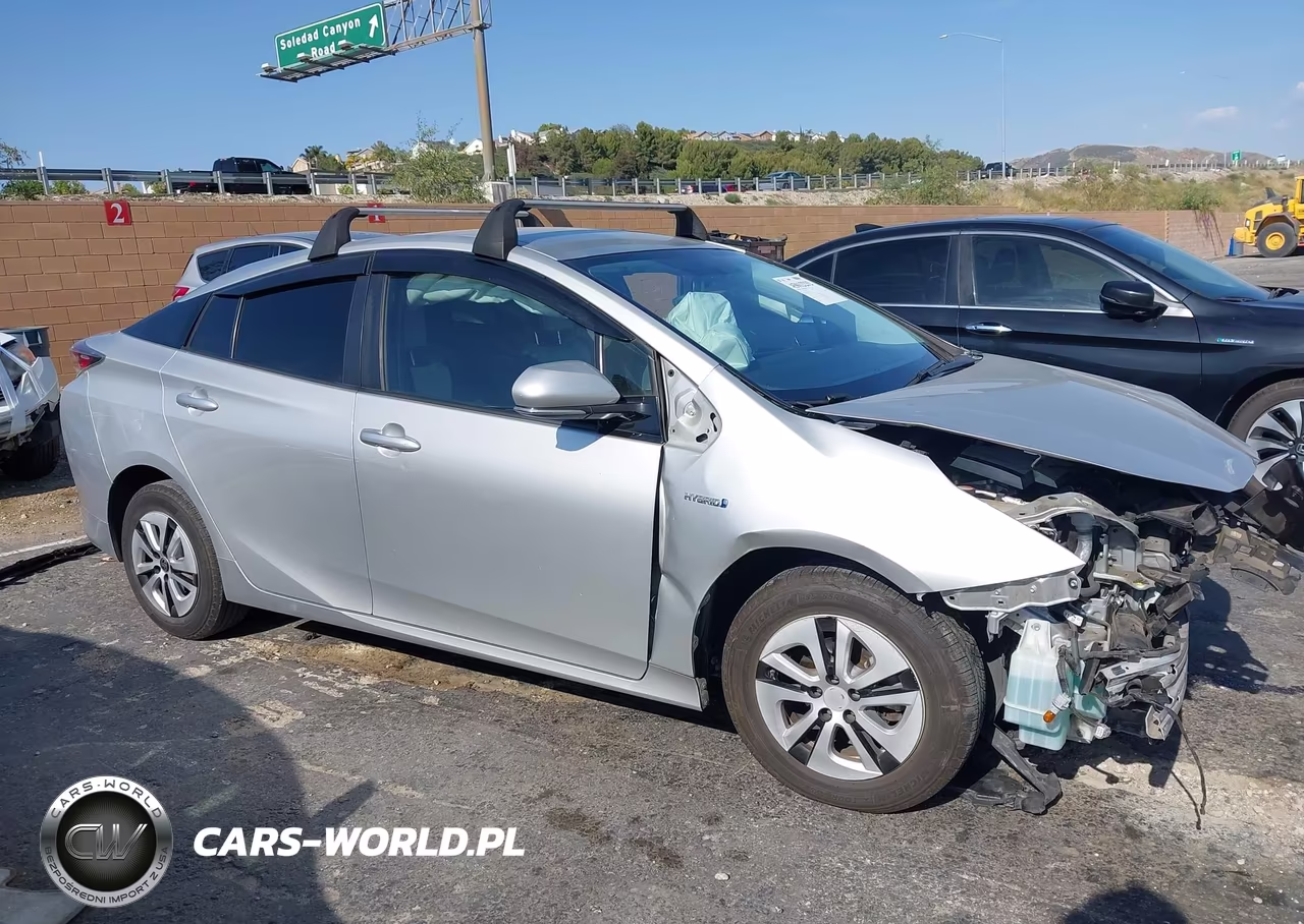 2016 Toyota Prius Four VIN:JTDKARFU1G3006922 - 12