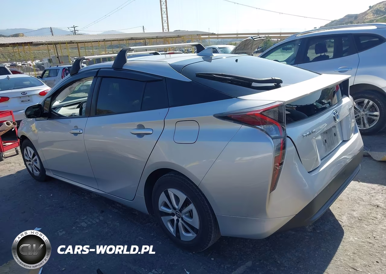 2016 Toyota Prius Four VIN:JTDKARFU1G3006922 - 3