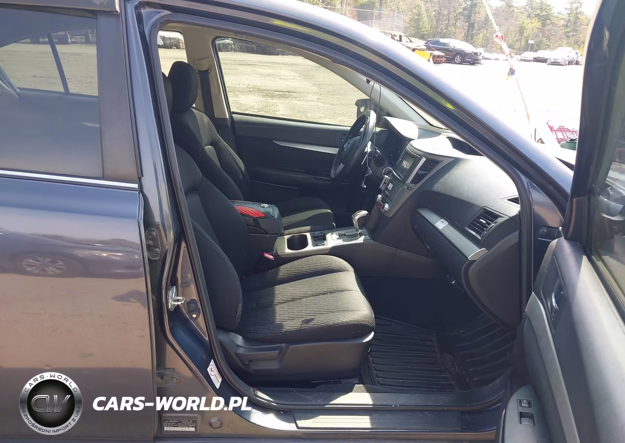 2010 Subaru Legacy 2.5I Premium VIN:4S3BMBG67A3231335 - 5