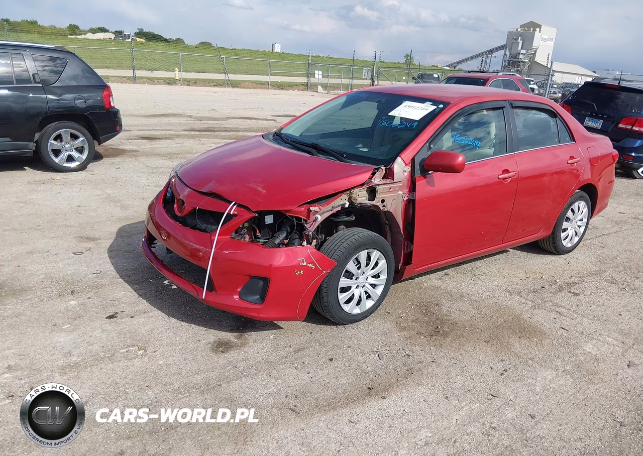 2013 Toyota Corolla Le VIN:5YFBU4EE9DP143789 - 2