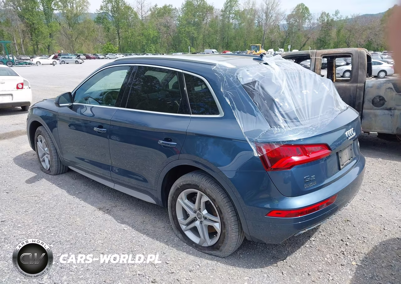 2018 Audi Q5 2.0T Premium-2.0T Tech Premium VIN:WA1BNAFY6J2102867 - 3
