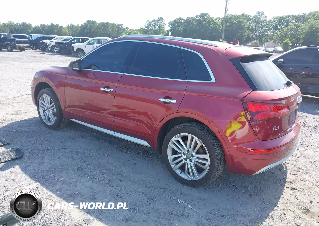 2018 Audi Q5 2.0T Premium VIN:WA1BNAFY5J2098066 - 3