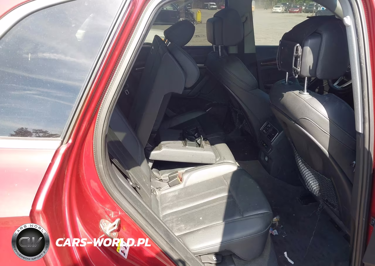 2018 Audi Q5 2.0T Premium VIN:WA1BNAFY5J2098066 - 8