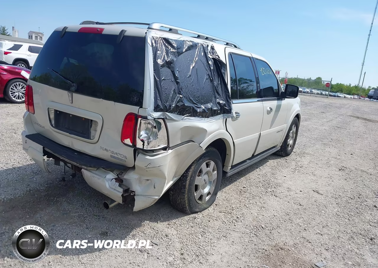 2006 Lincoln Navigator Luxury-Ultimate VIN:5LMFU28526LJ04662 - 4