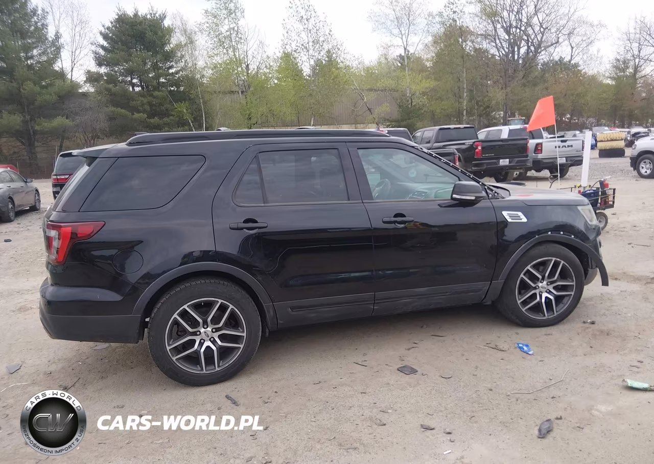 2016 Ford Explorer Sport VIN:1FM5K8GT1GGB77698 - 14