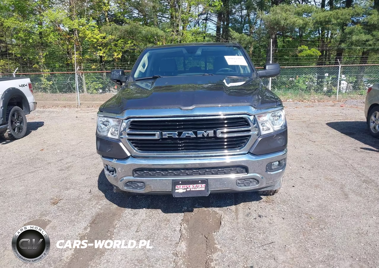 2020 Ram 1500 Big Horn 4X4 6'4 Box VIN:1C6SRFBT4LN392133 - 13
