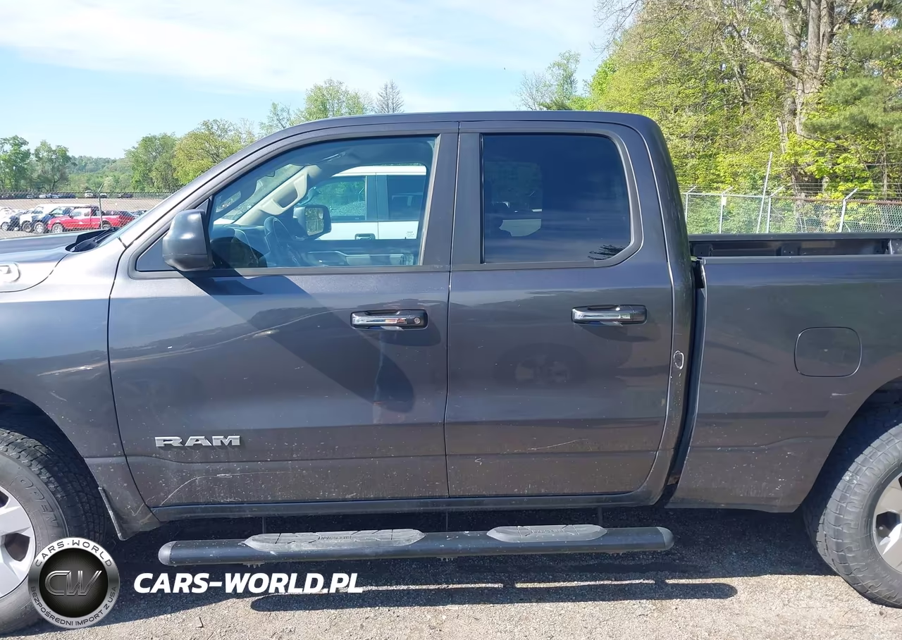 2020 Ram 1500 Big Horn 4X4 6'4 Box VIN:1C6SRFBT4LN392133 - 15