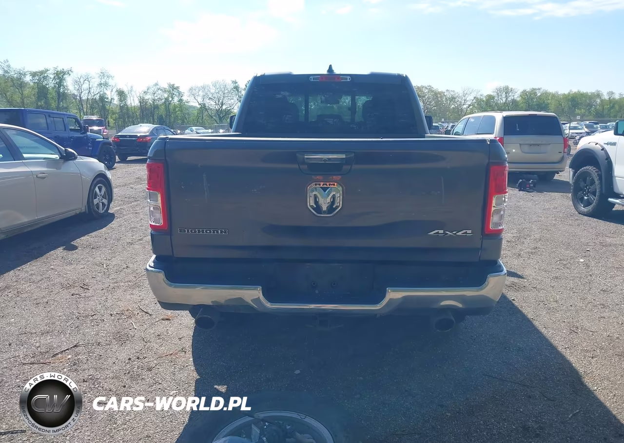 2020 Ram 1500 Big Horn 4X4 6'4 Box VIN:1C6SRFBT4LN392133 - 17