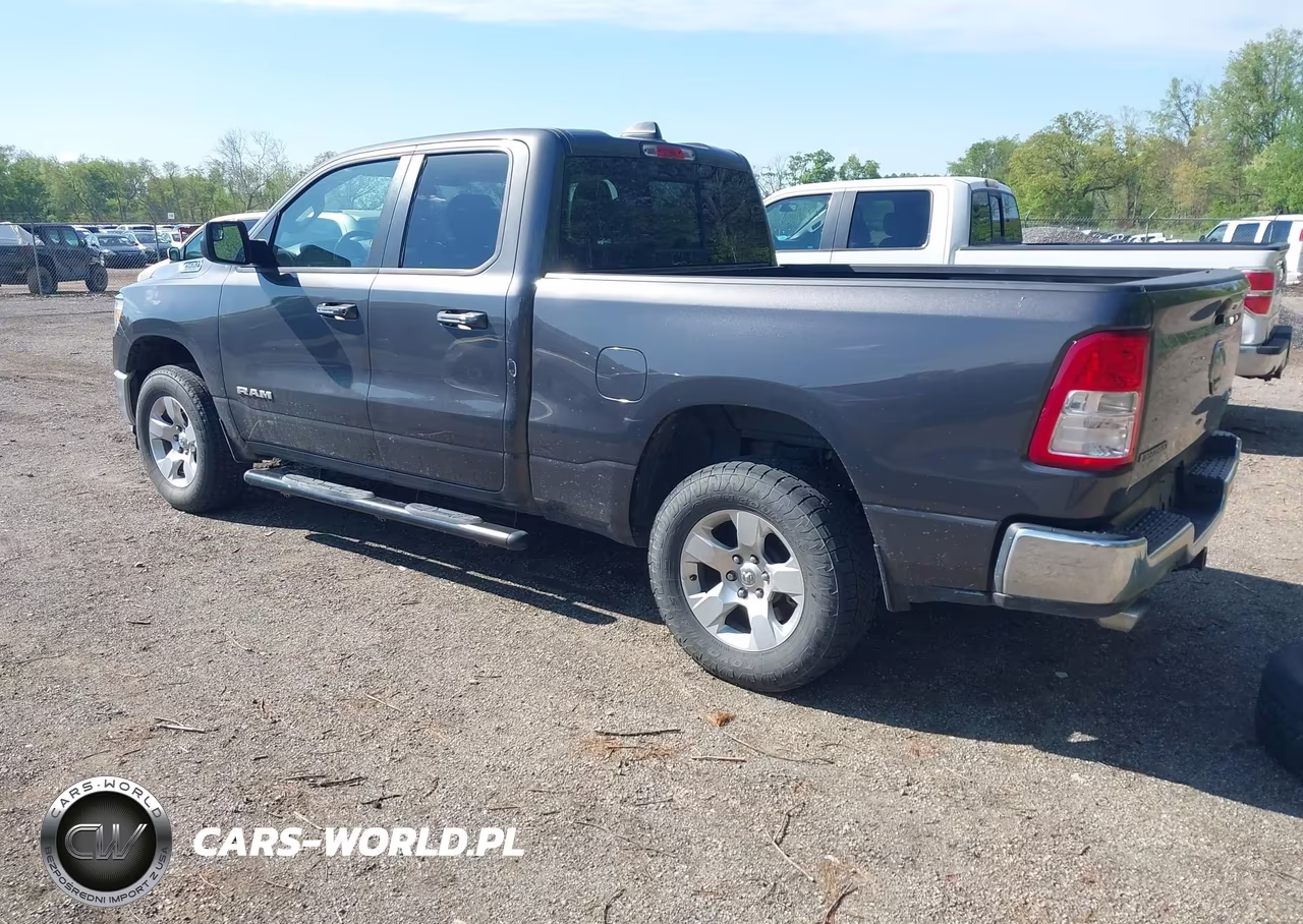 2020 Ram 1500 Big Horn 4X4 6'4 Box VIN:1C6SRFBT4LN392133 - 3