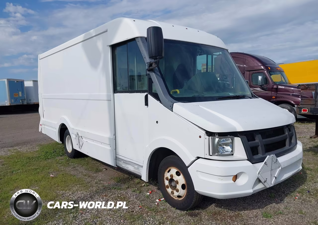 2012 Isuzu Commercial Van