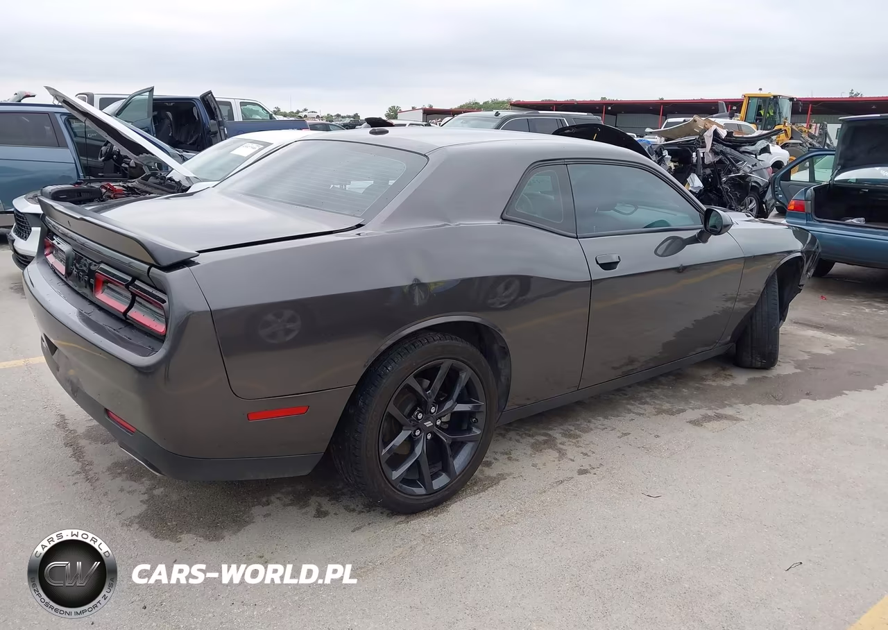 2023 Dodge Challenger Sxt VIN:2C3CDZAG6PH568099 - 4