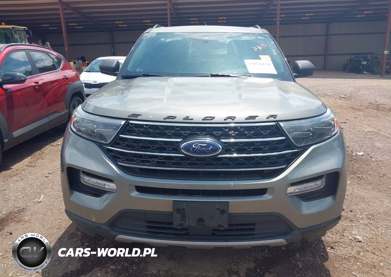 2020 Ford Explorer Xlt VIN:1FMSK8DHXLGA99998 - 13