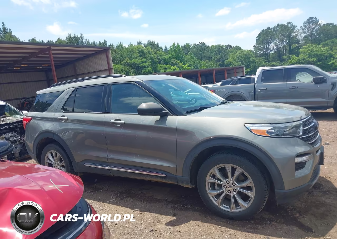 2020 Ford Explorer Xlt VIN:1FMSK8DHXLGA99998 - 14