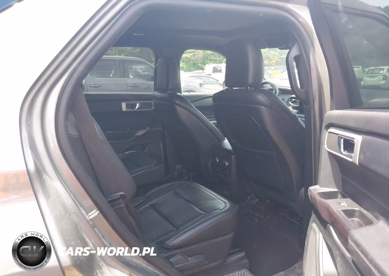 2020 Ford Explorer Xlt VIN:1FMSK8DHXLGA99998 - 8