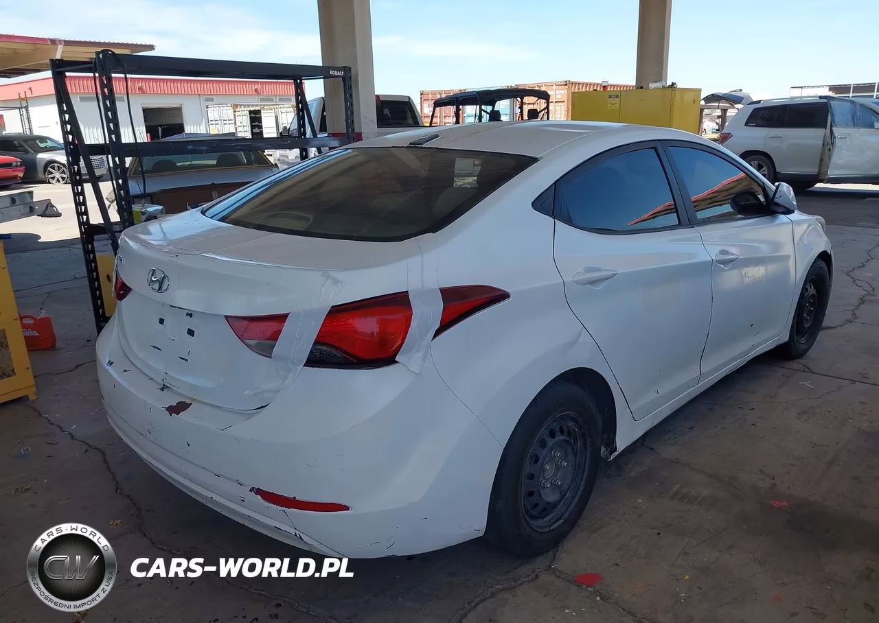 2016 Hyundai Elantra Se VIN:5NPDH4AE3GH740215 - 4