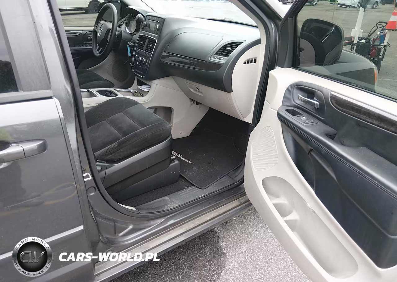 2016 Dodge Grand Caravan Sxt VIN:2C4RDGCG0GR388232 - 5