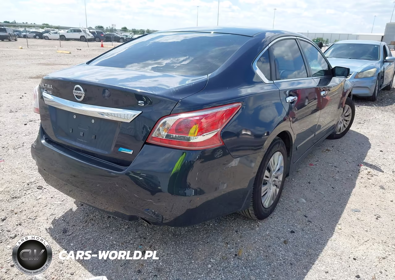 2013 Nissan Altima 2.5 S VIN:1N4AL3AP7DC904852 - 4