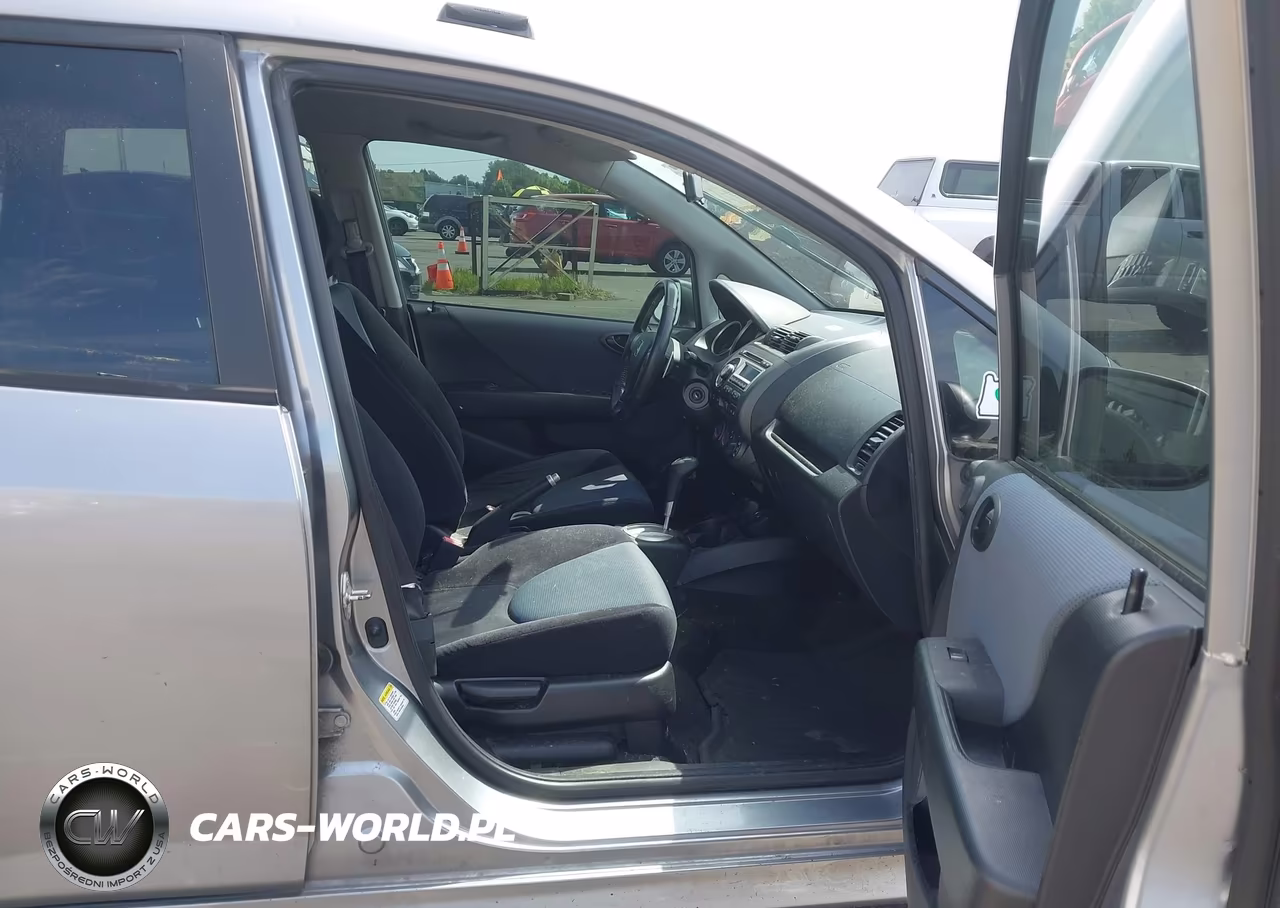 2008 Honda Fit Sport VIN:JHMGD38698S030691 - 5