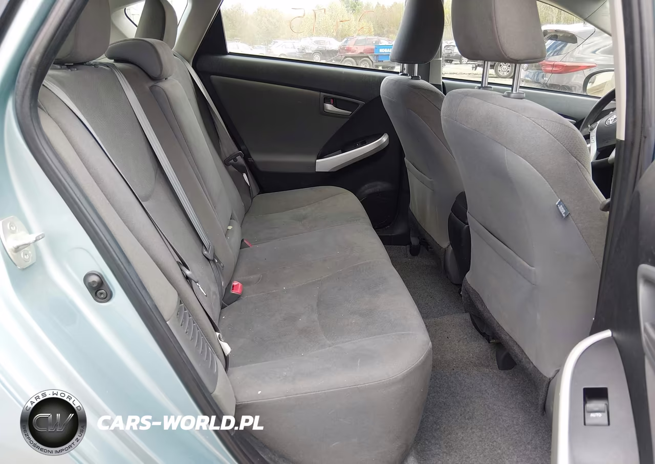 2014 Toyota Prius Two VIN:JTDKN3DU1E1834546 - 8
