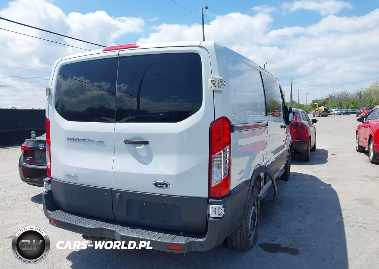 2018 Ford Transit-250 VIN:1FTYR1YG1JKA87509 - 4