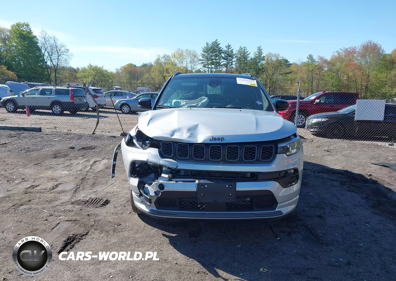 2025 Jeep Compass Limited 4X4 VIN:3C4NJDCN0ST535305 - 12