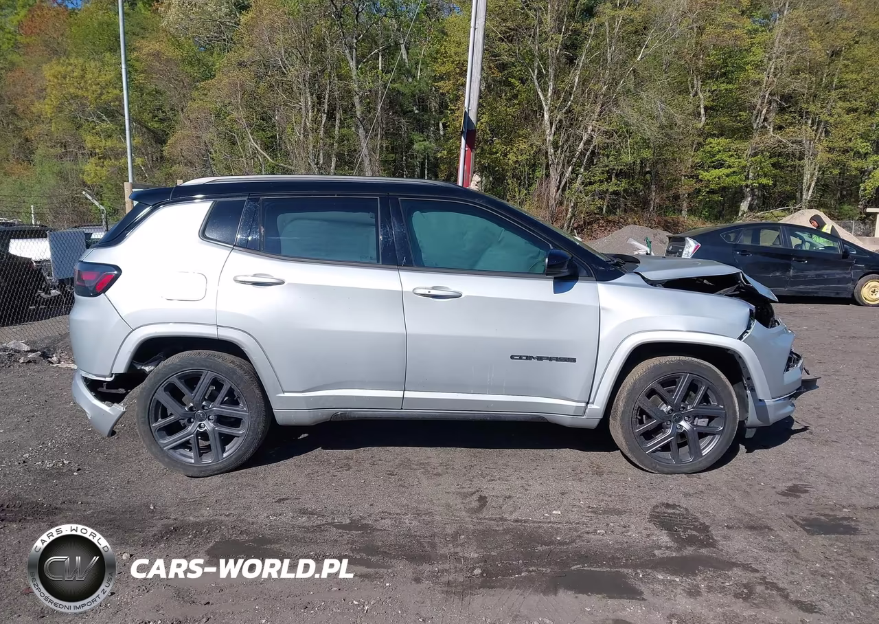 2025 Jeep Compass Limited 4X4 VIN:3C4NJDCN0ST535305 - 13