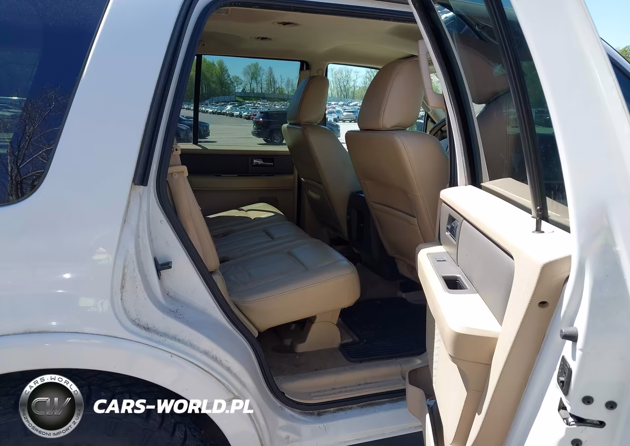2011 Ford Expedition Xlt VIN:1FMJU1H59BEF38423 - 8