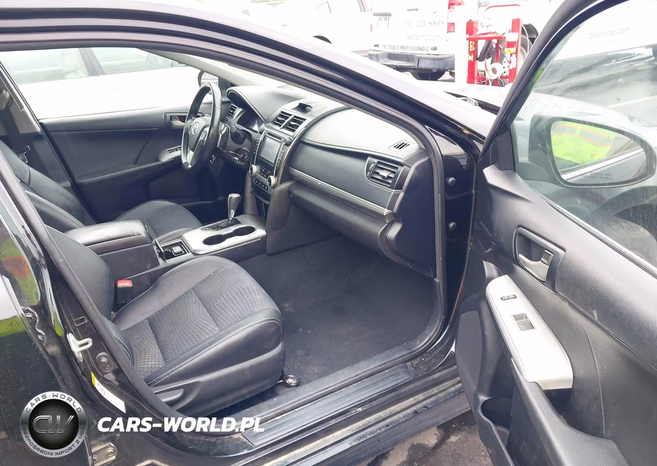 2014 Toyota Camry Se VIN:4T1BF1FK5EU365971 - 5