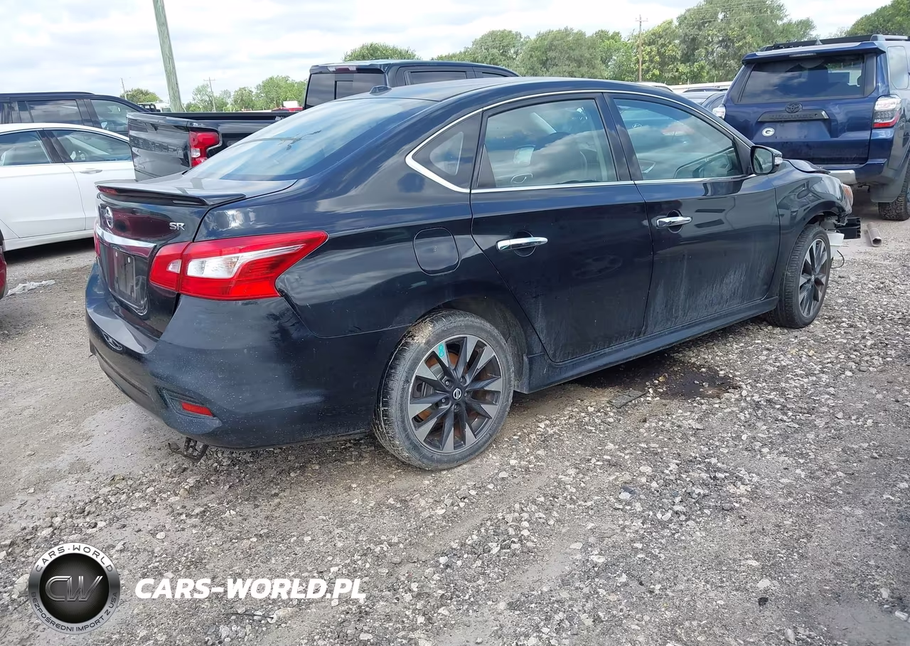 2019 Nissan Sentra Sr VIN:3N1AB7AP4KY307668 - 4