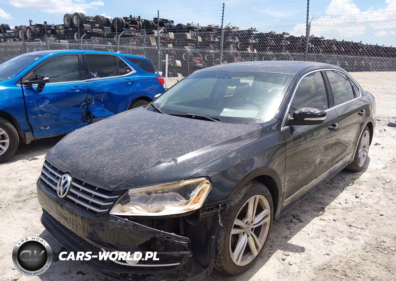 2015 Volkswagen Passat 1.8T Sel Premium VIN:1VWCS7A38FC023944 - 2