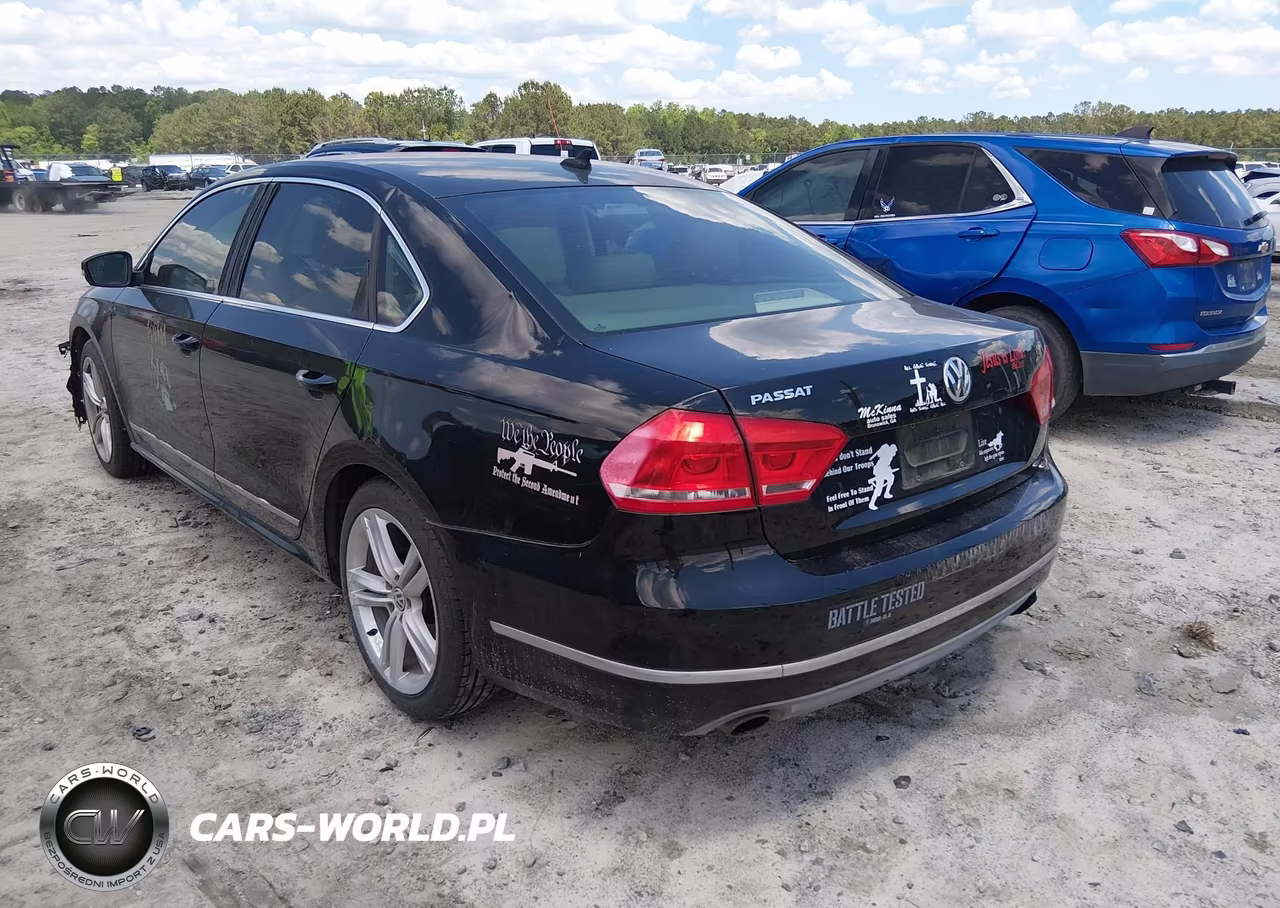 2015 Volkswagen Passat 1.8T Sel Premium VIN:1VWCS7A38FC023944 - 3