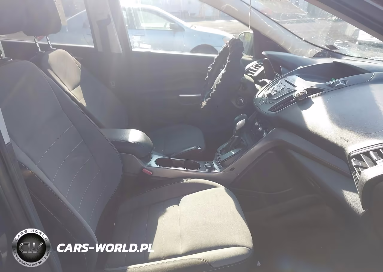 2016 Ford Escape Se VIN:1FMCU9G97GUA25714 - 5