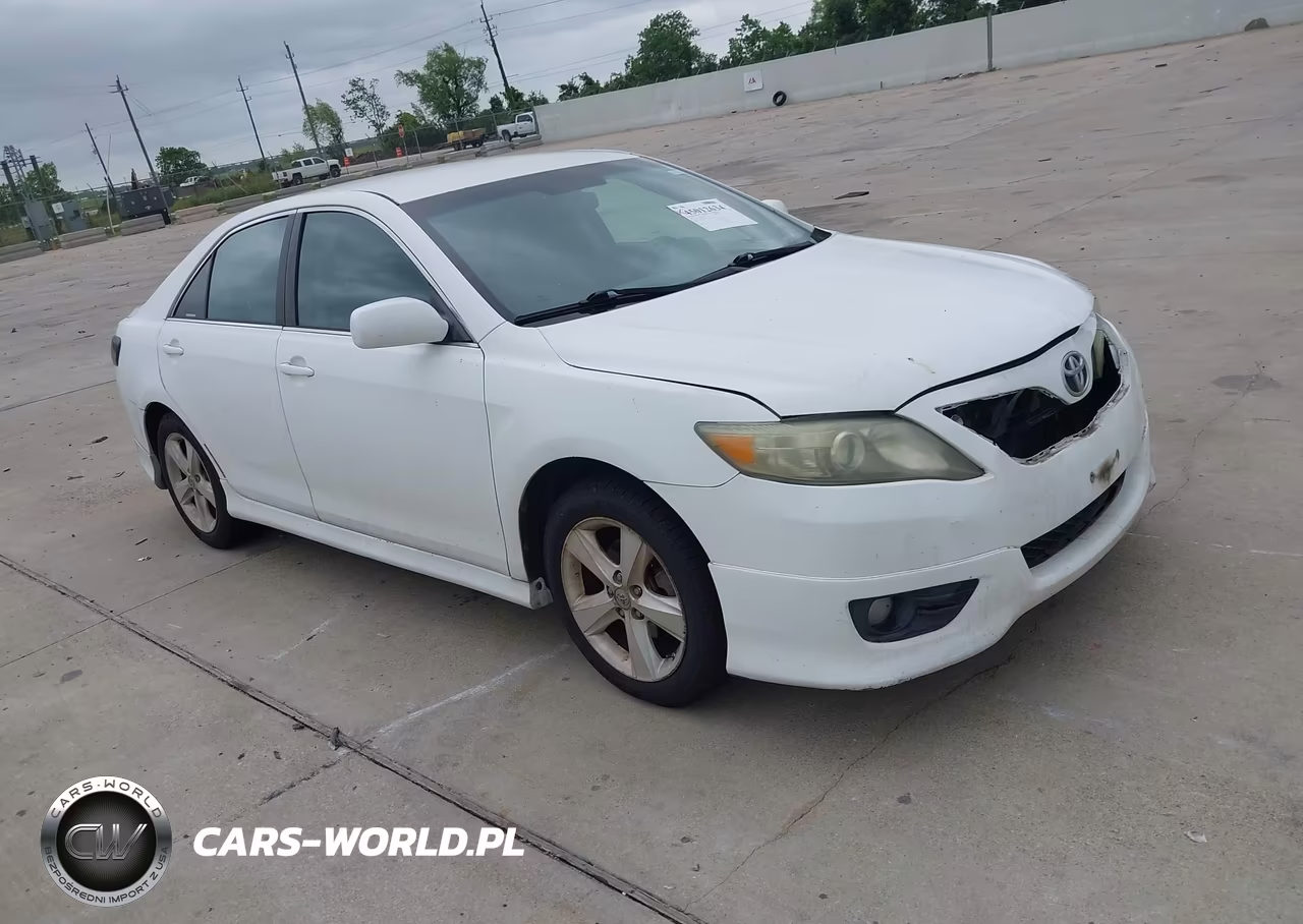 2011 Toyota Camry Se – zdjęcie 1 z 11