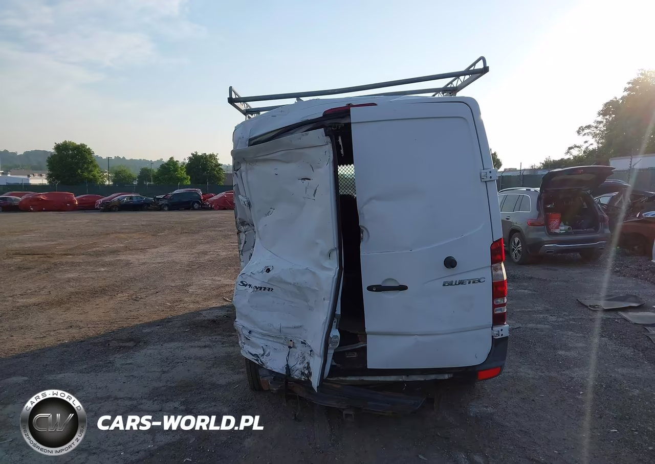 2012 Mercedes-Benz Sprinter 2500 Normal Roof VIN:WD3PE7CC9C5615016 - 17