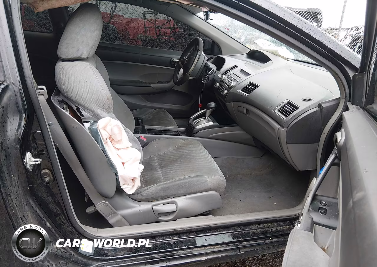2010 Honda Civic Lx VIN:2HGFG1B68AH536352 - 5